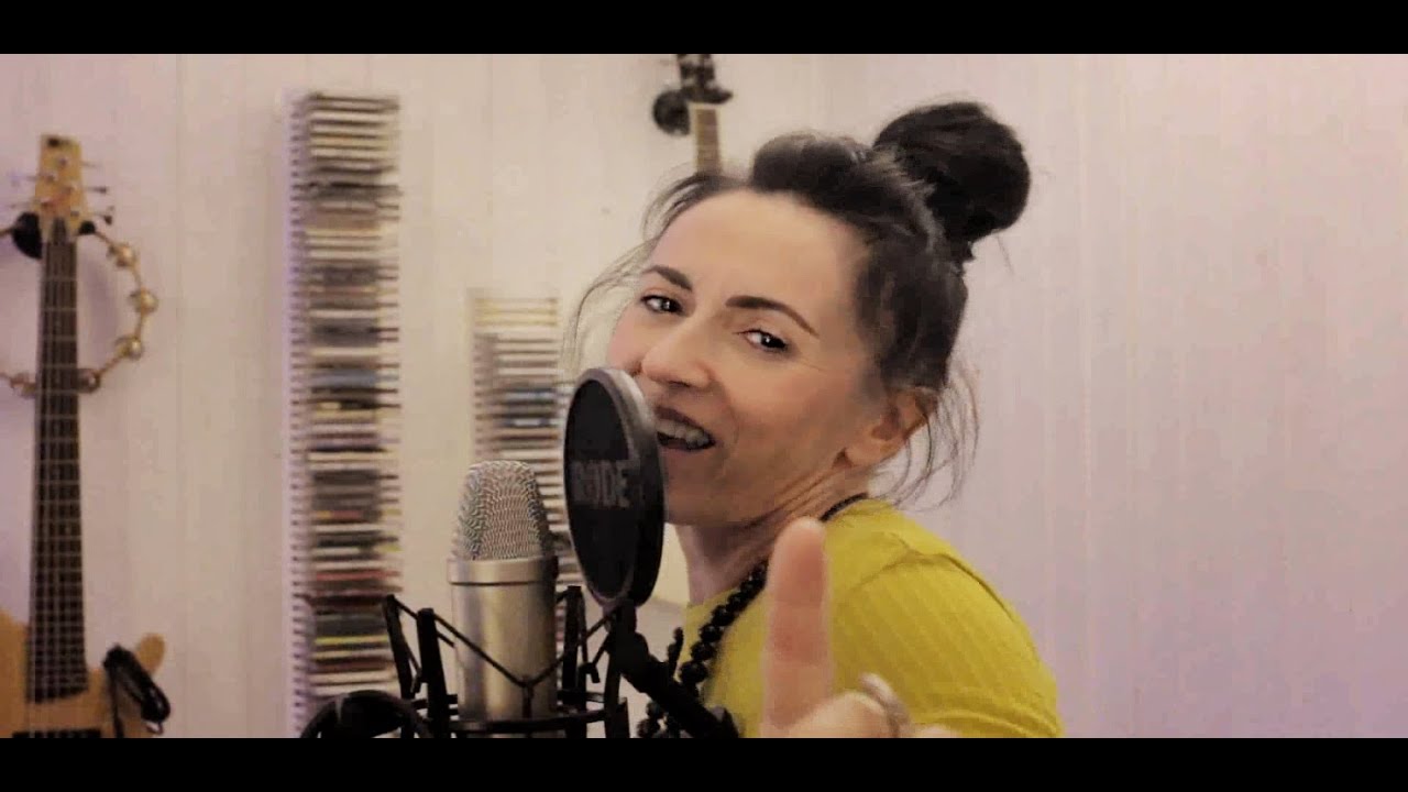 EGOCENTRICA (Simona Molinari) - Irene Antonazzo