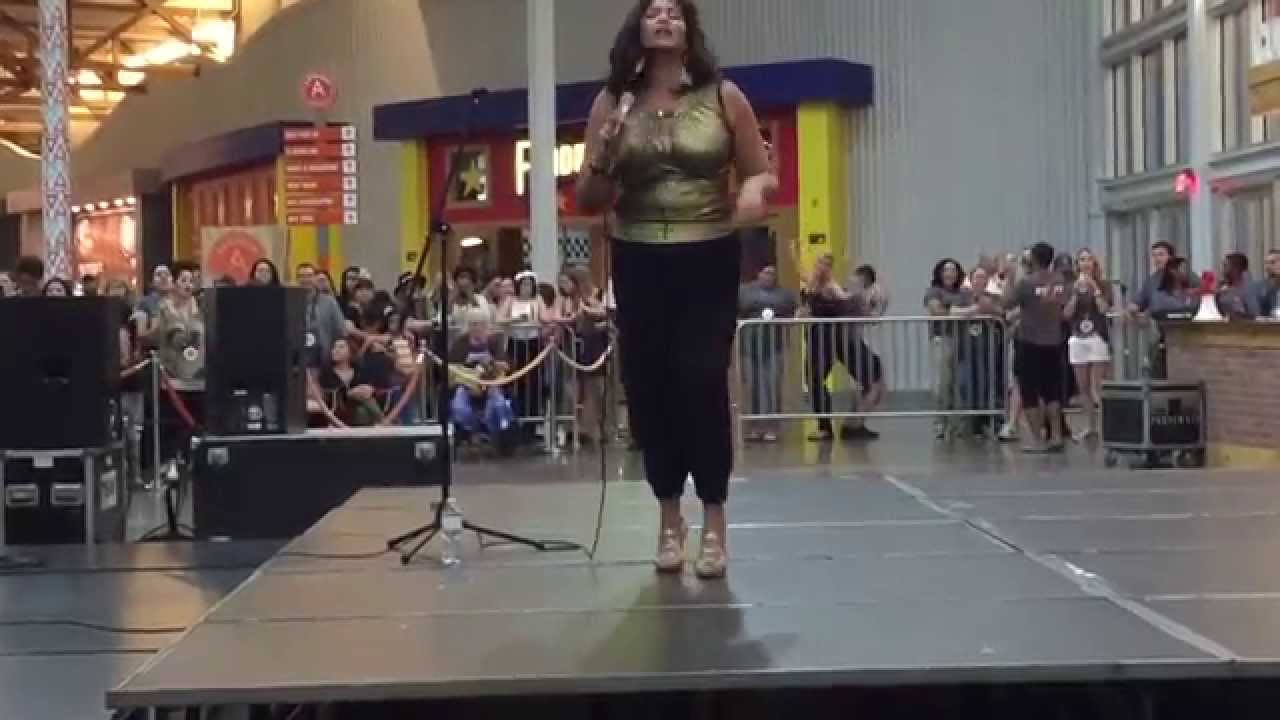 Judy Torres - Come Into My Arms Live