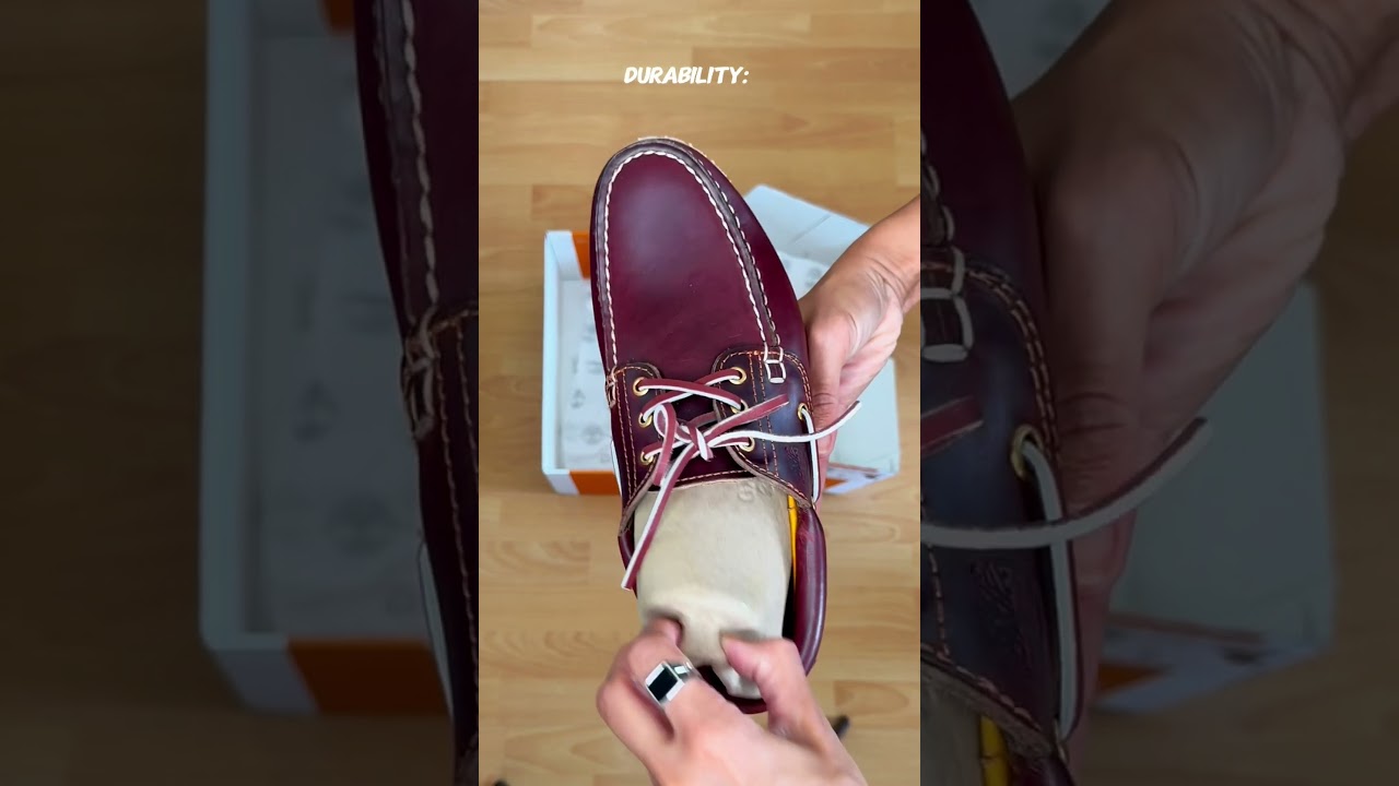 Get rid of your loafers the new shoe of the summer HERE!! #timberlandboatshoes #ootd tredning
