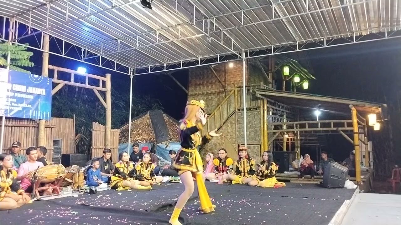kiprah anting anting ndolalak putri new puspa sari