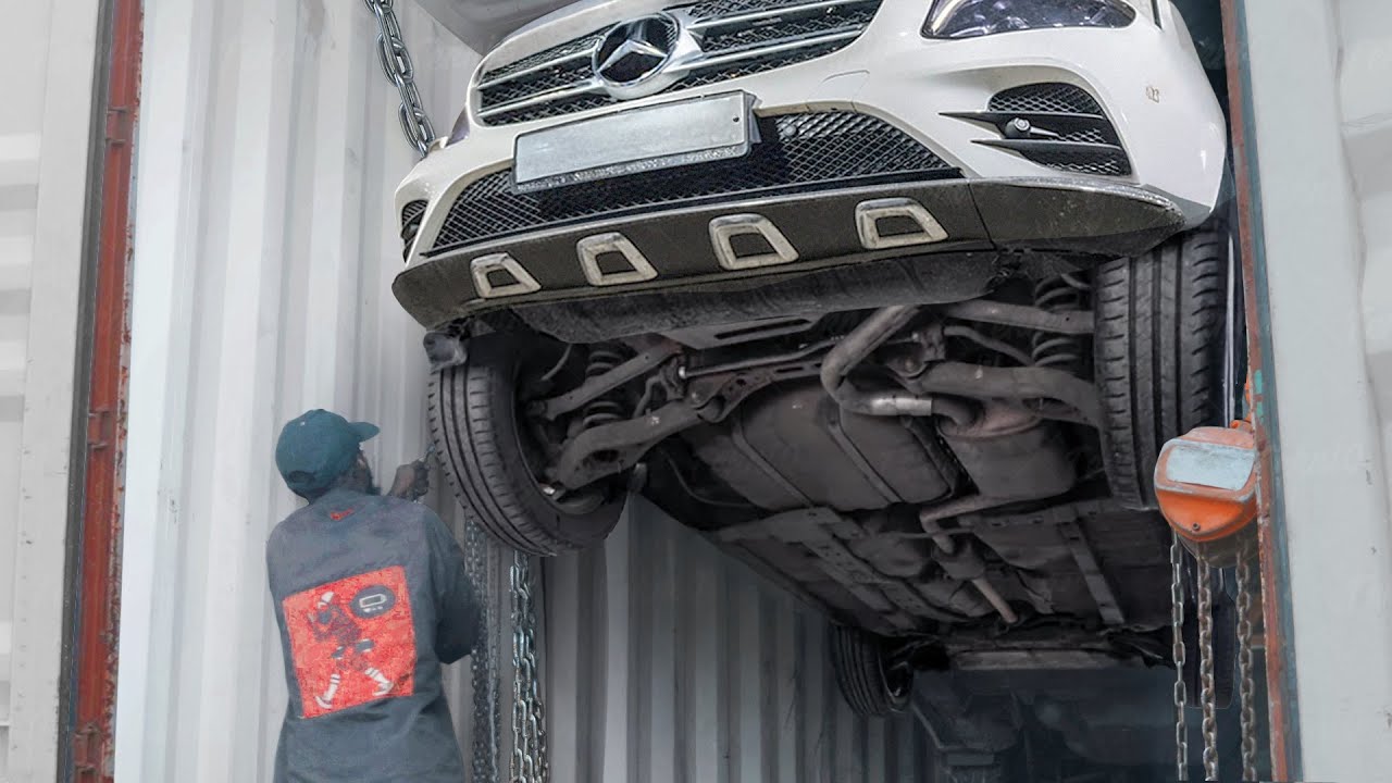Extreme Way They Transport Cars in Containers in Africa