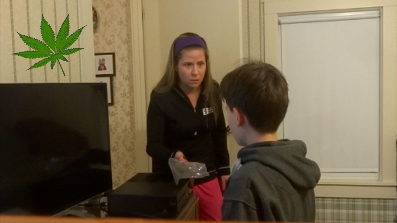 WEED PRANK ON MOM!! 😂😂🌿