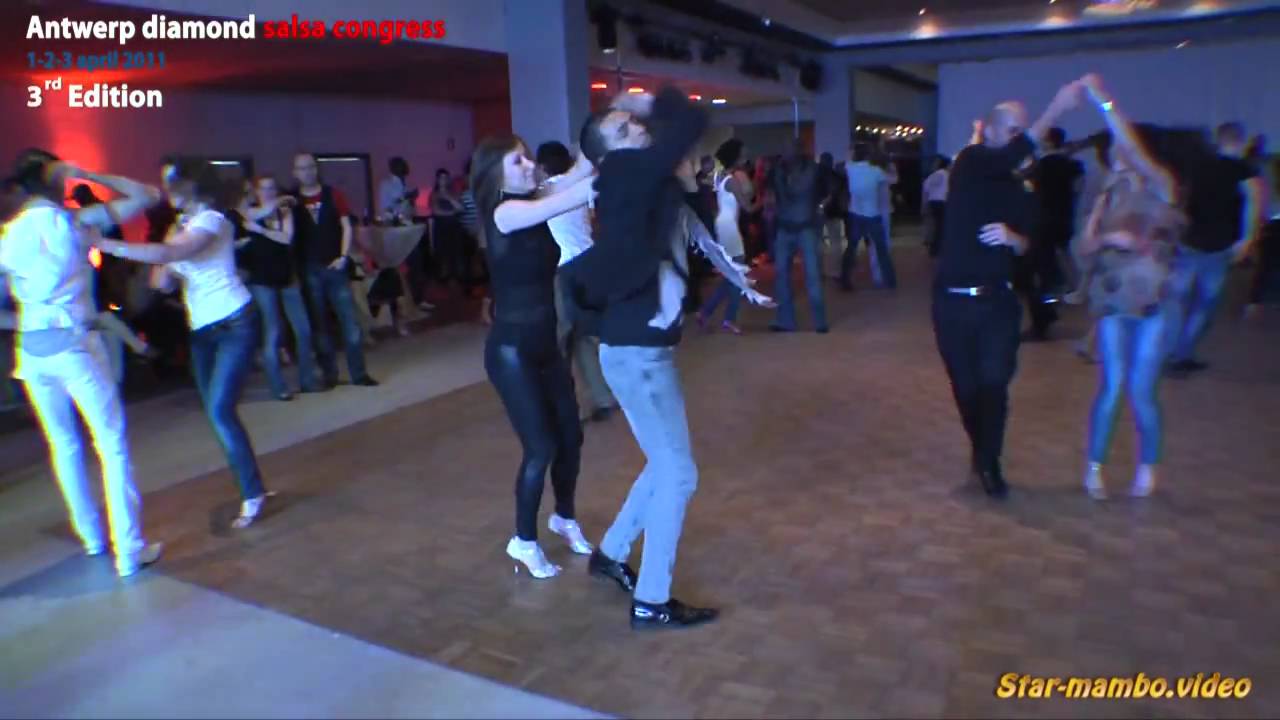 Adolfo Indacochea & Jenny - social