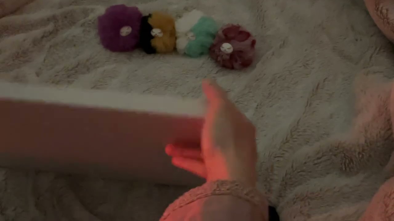 asmr paper rubbing /紙をなでる/notalking