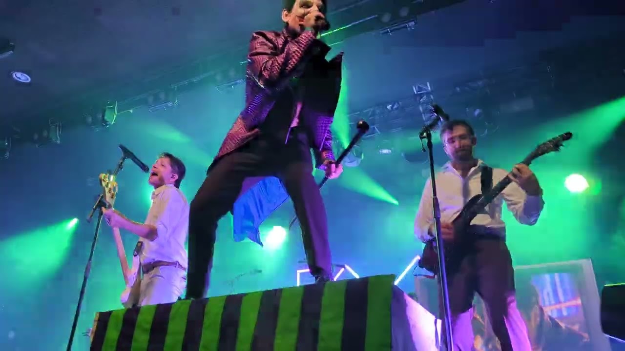 Ice Nine Kills - The Laugh Track (live)