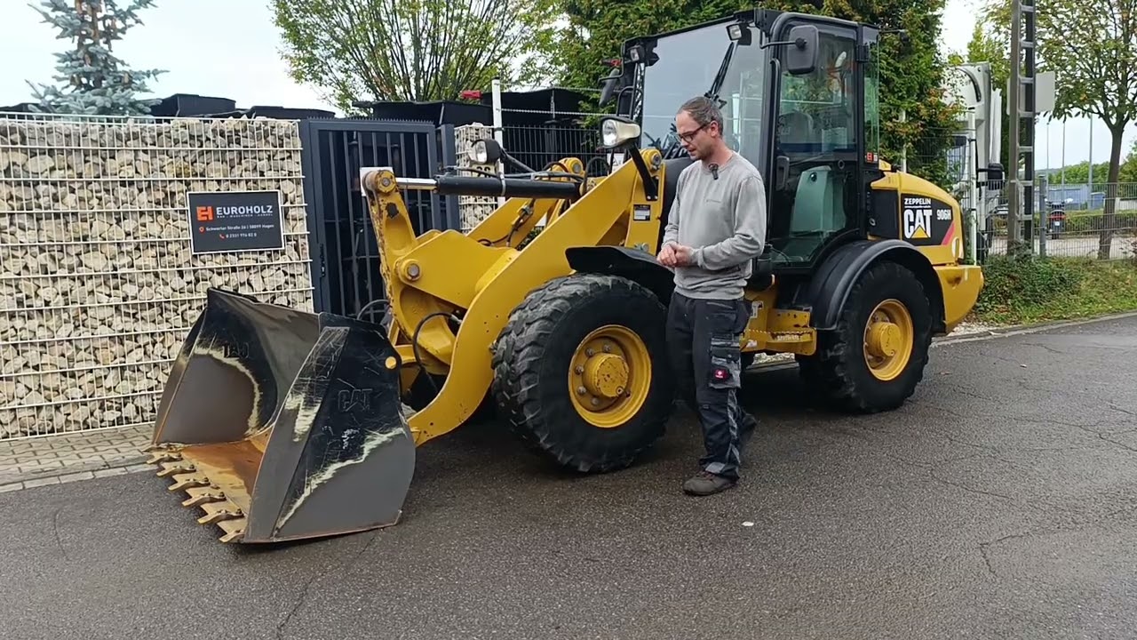 Radlader CAT 906H mit Frontschaufel, Allrad (4x4), hydr. Schnellwechsler, Zusatzhydraulikleitung