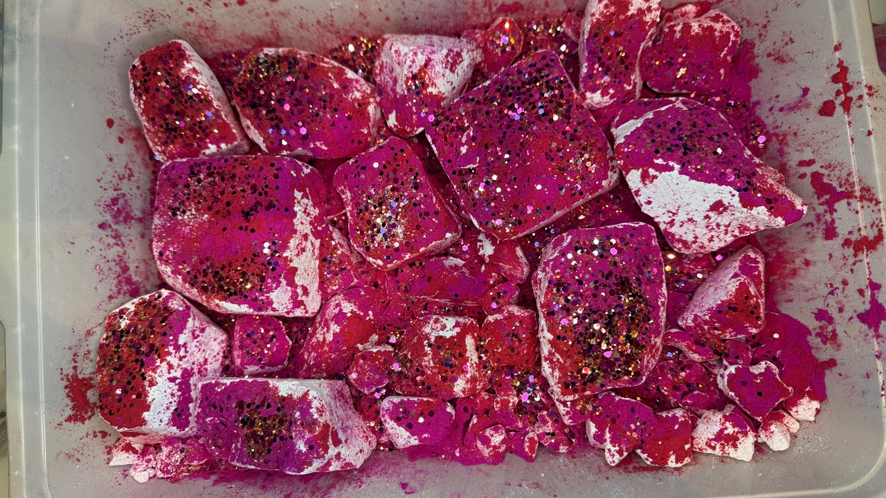 Chunks Holi and Glitter | Gym Chalk Crush | Chalk Art  | ASMR 