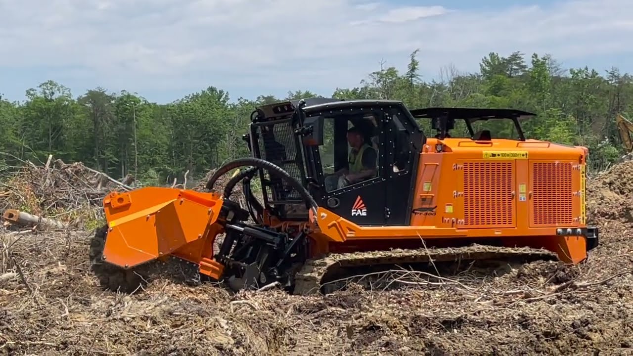 FAE PT-300 Tracked Carrier with 300/SC Stump Cutter/Grinder Attachment