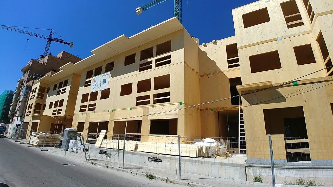 Construcción con panel contralaminado CLT. Las Carolinas Entrepatios.
