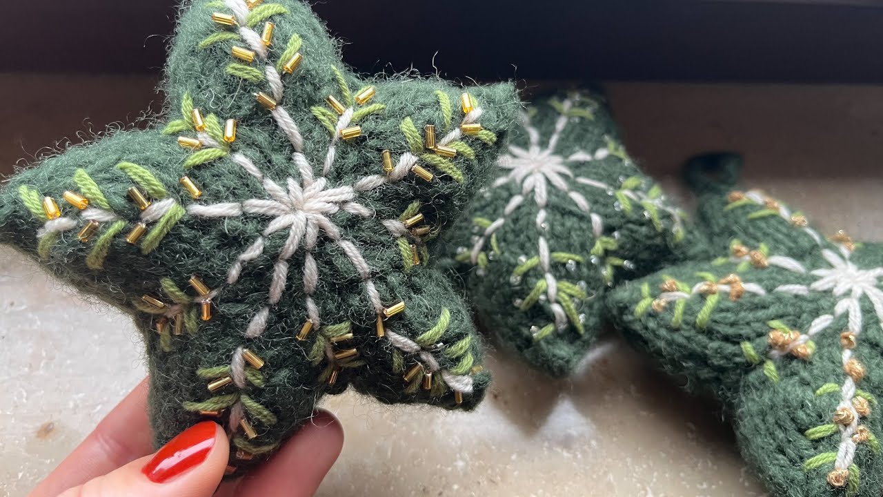 TUTORIAL: Let's knit a Christmas star ornament! (free pattern)