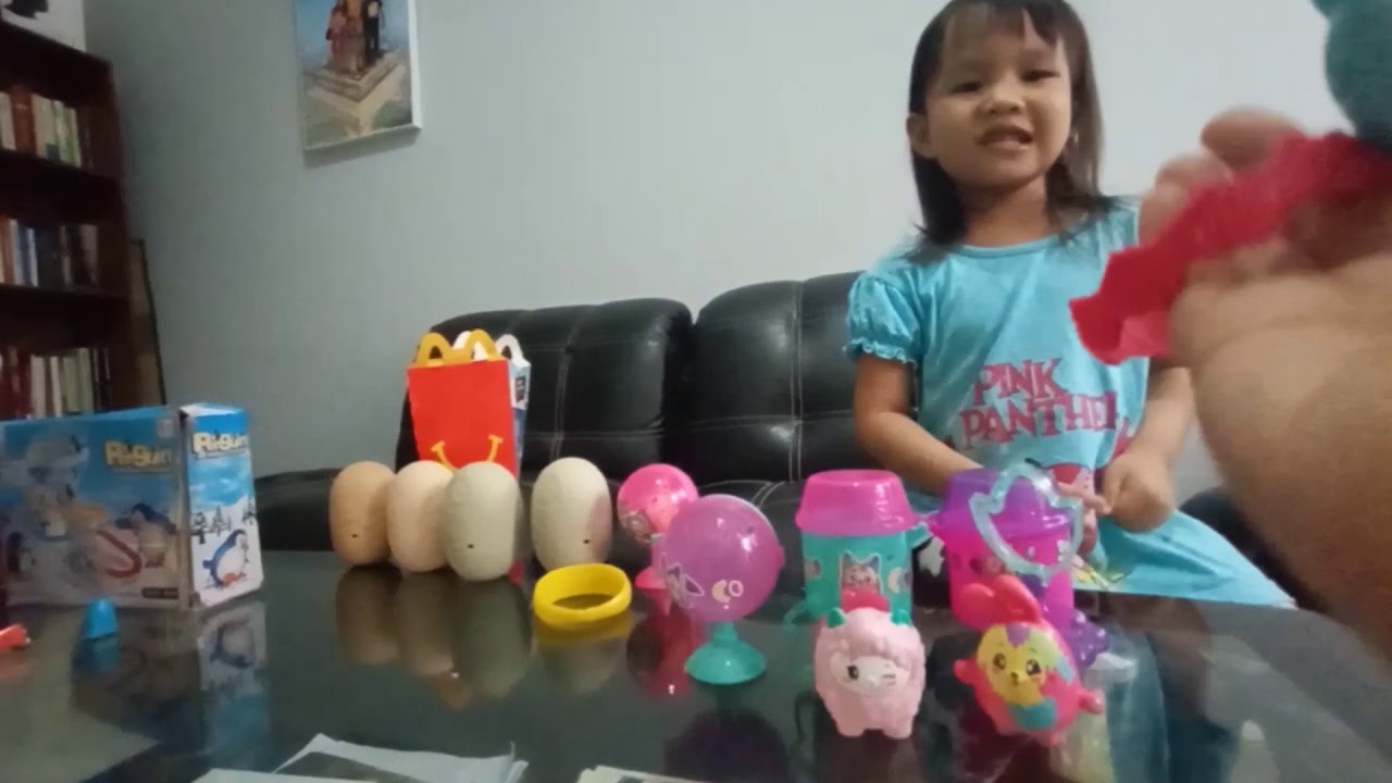 Review Piknik Pops and Jurassic World Camp Cretaceous Happy Meal Toys Nov 2020