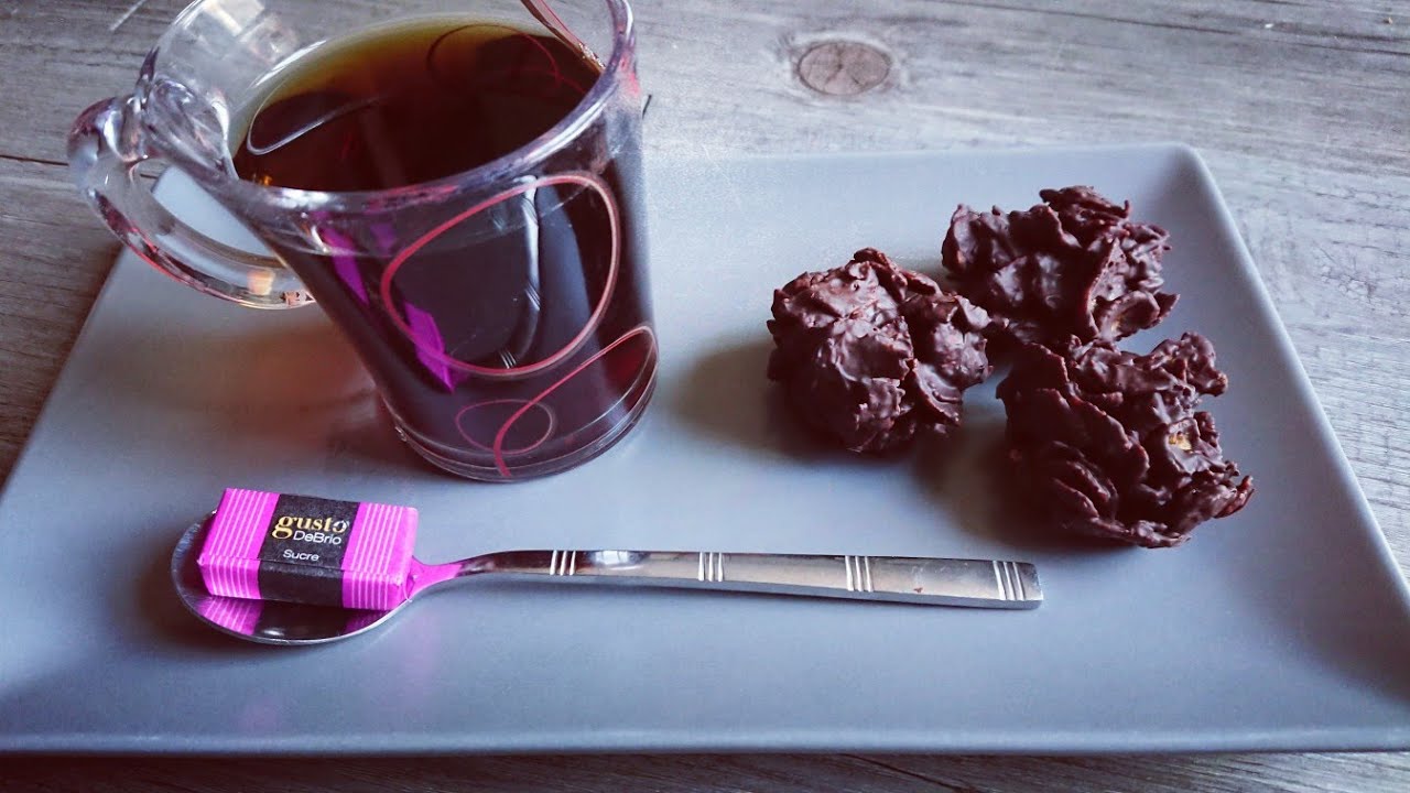 Recette rapide des Roses des sables au chocolat sans végétaline avec le pichet microccok Tupperware