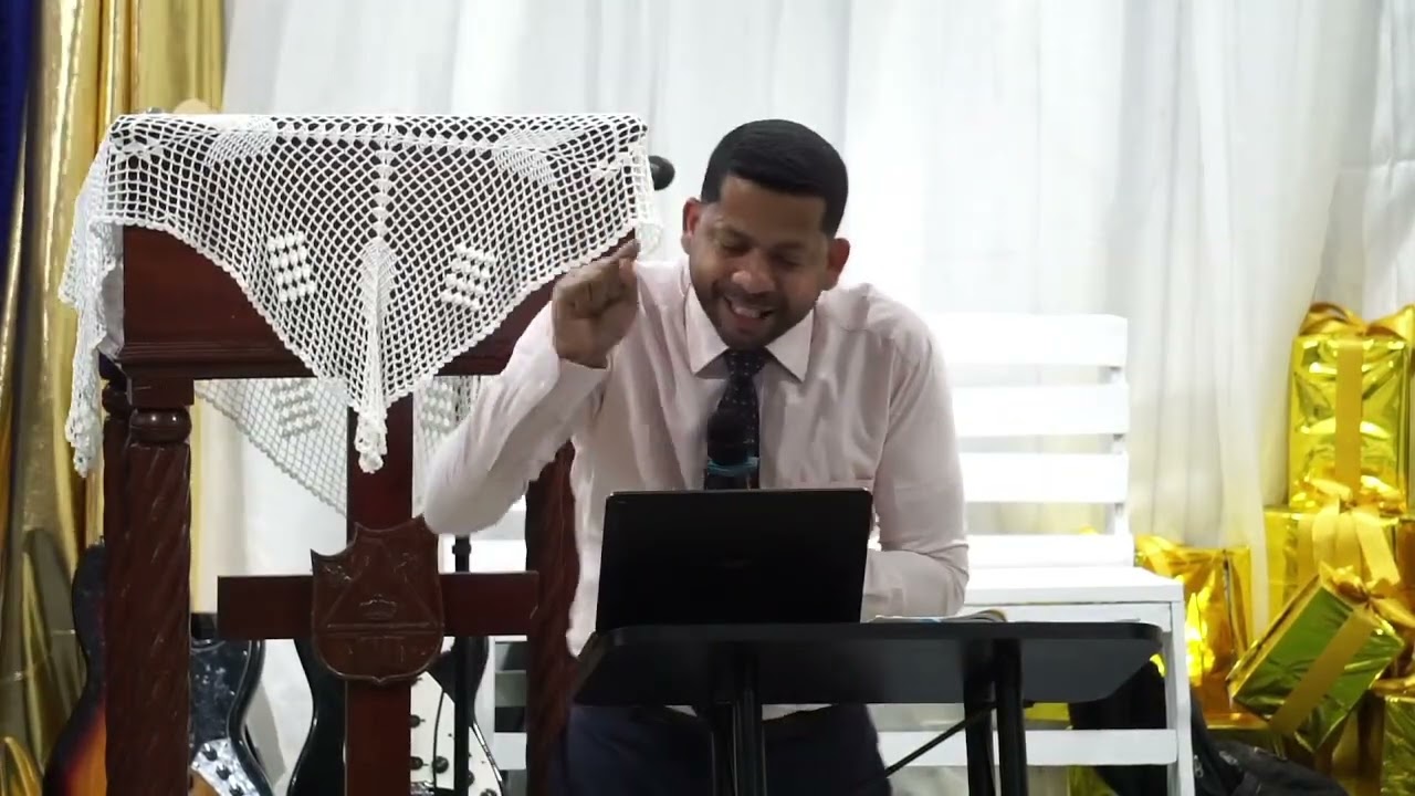 Santo aunque no esté de moda