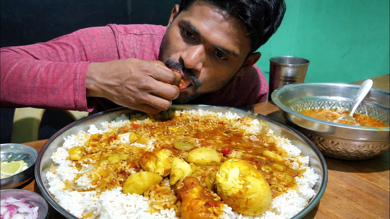 होली के पहले रविवार पर देसी अंदाज़ में Egg Curry & Chicken Curry Rice का धमाकेदार Mukbang 😋🔥 | 