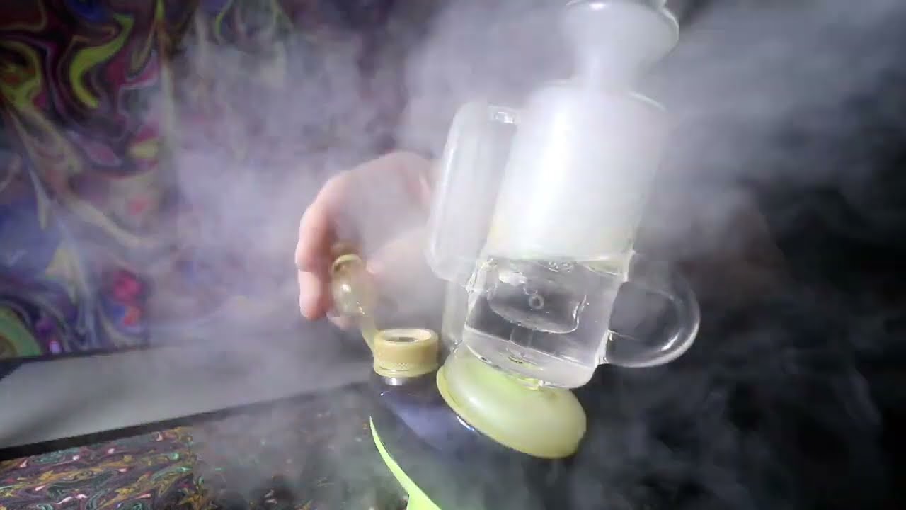 4 Reason's Why Your Puffco Peak Has The Rainbow Light ! Definitely Fixable