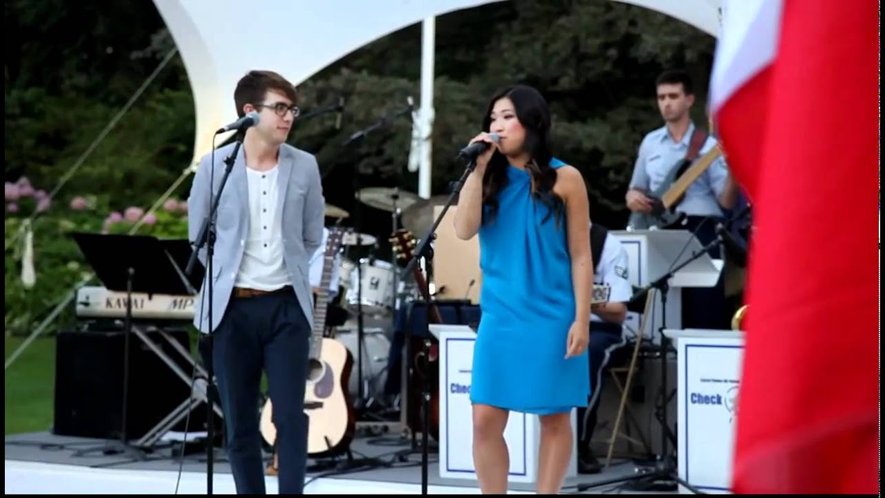Kevin McHale & Jenna Ushkowitz singing 'Let It Be'