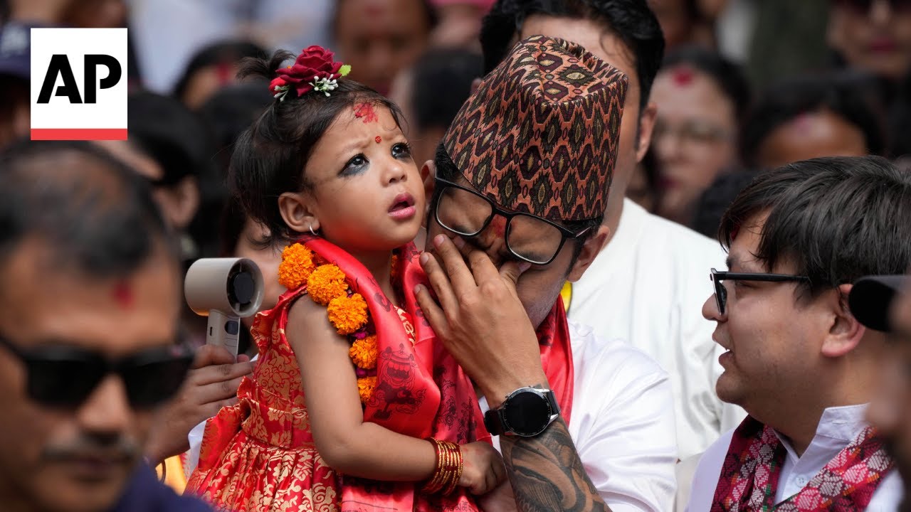 Nepal chooses a 2-year-old girl as new living goddess