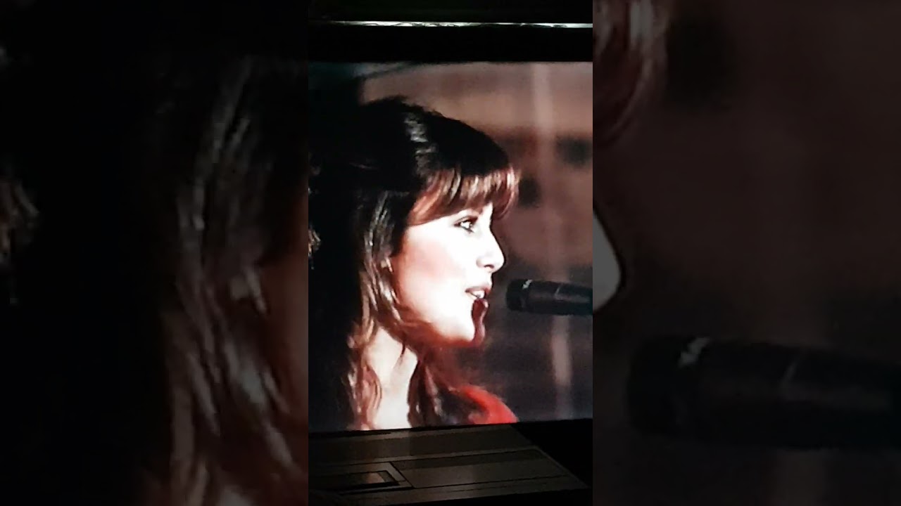 super glue sang  ginger Alden from the movie lady grey