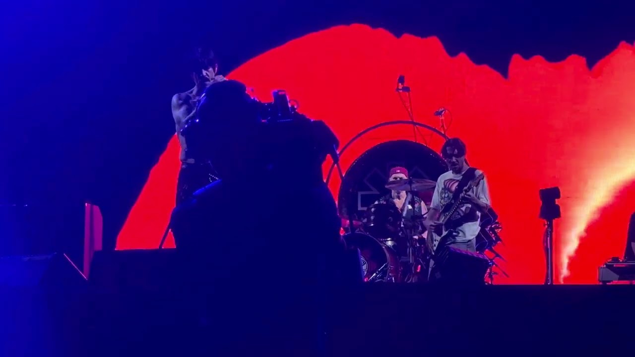 Red Hot Chili Peppers - Wet Sand (Curitiba 2023-11-13)