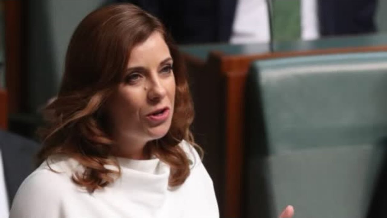 Anika Wells tries ‘every position’ to change subject from Optus outages