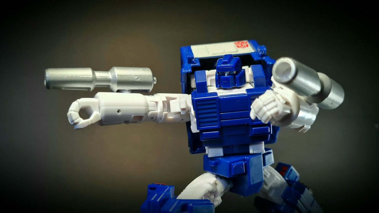 Pipes Transformers Kingdom Hasbro Reseña en Español Castellano Latino España