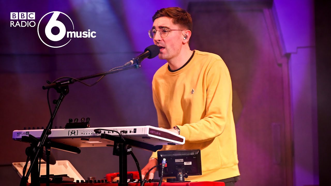 Alt-J - U&ME (Live for 6 Music)