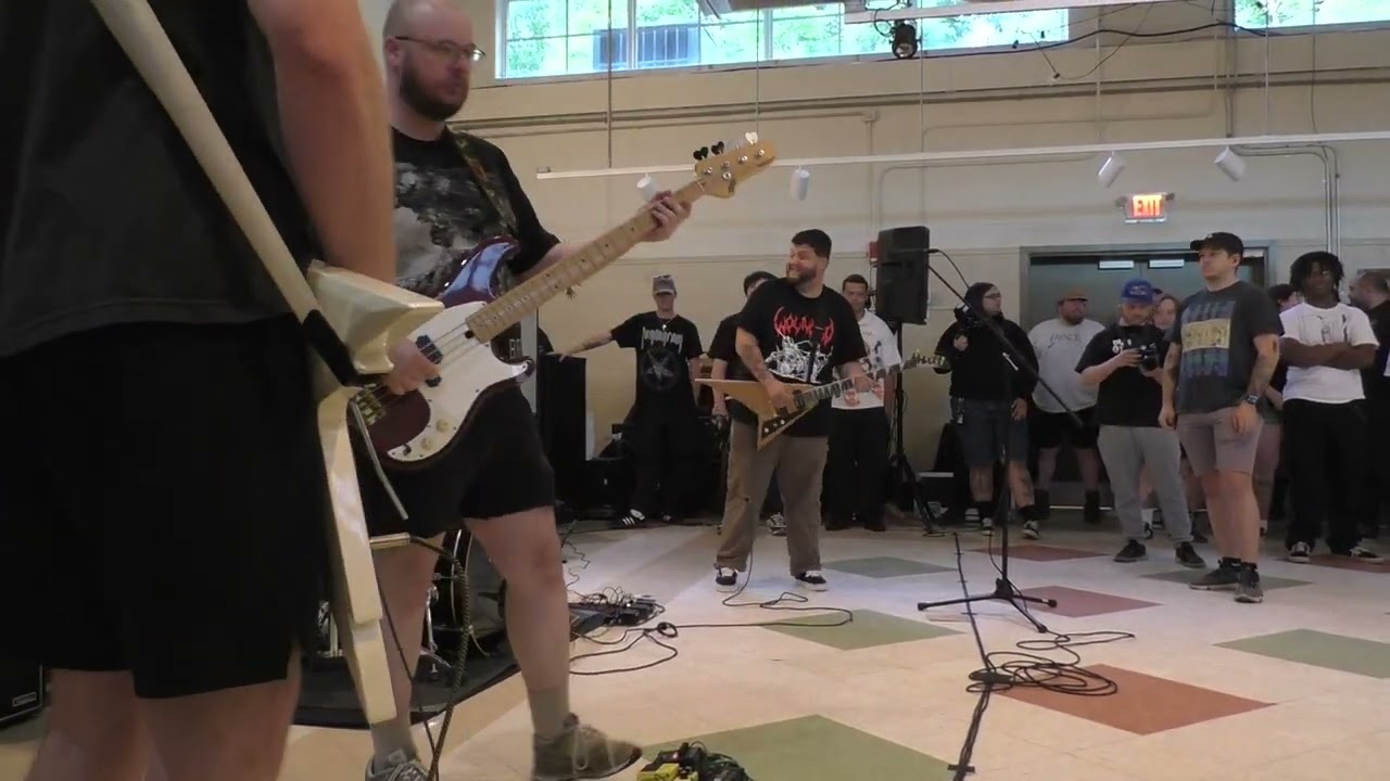 splattered spine - CFCA - Hockessin, DE - 6/15/24