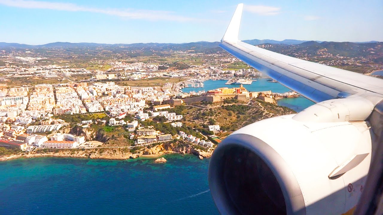 Ryanair Boeing 737 - Landing at Ibiza Airport Runway 24