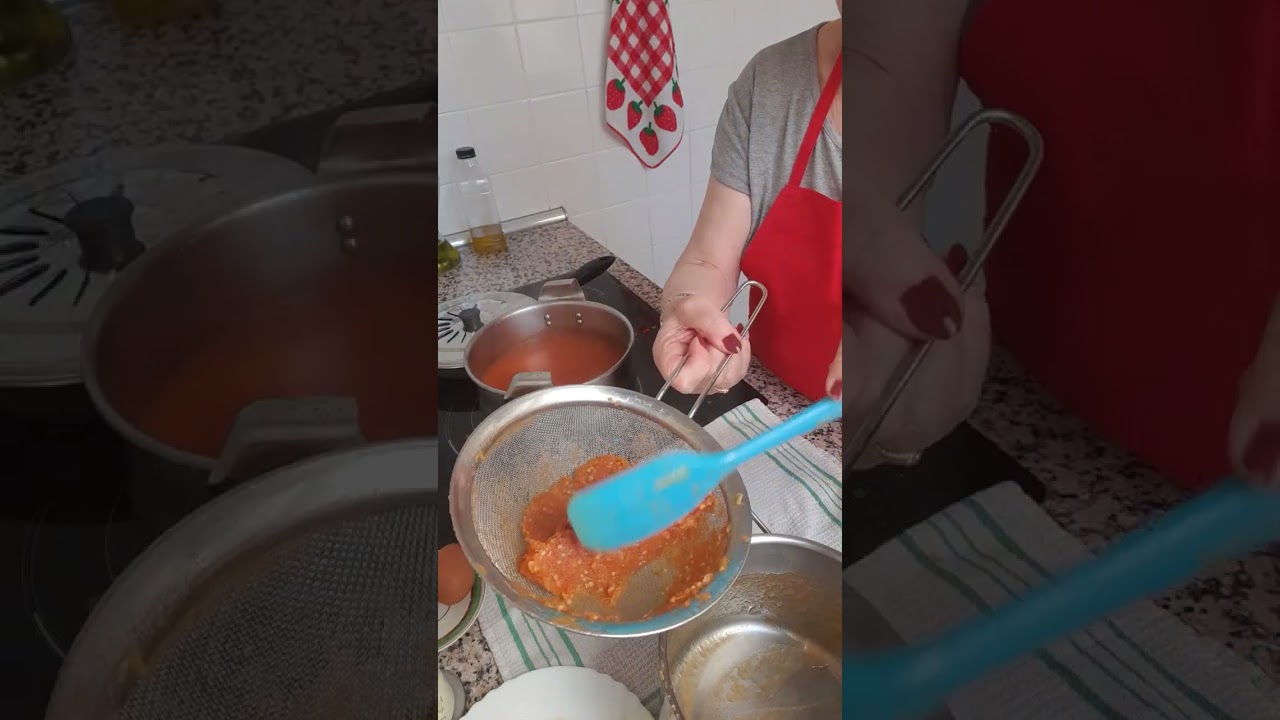 PISTO ACOMPAÑADO DE HUEVOS Y PATATAS FRITAS 