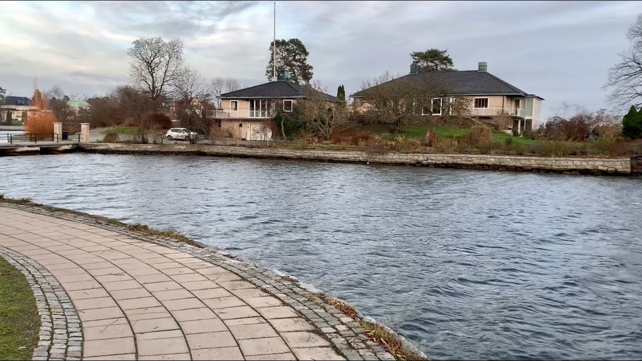 Stockholm walks: Djursholm Strandvägen. Exclusive area to classical music: Chopin “Waltz op 69 no 2