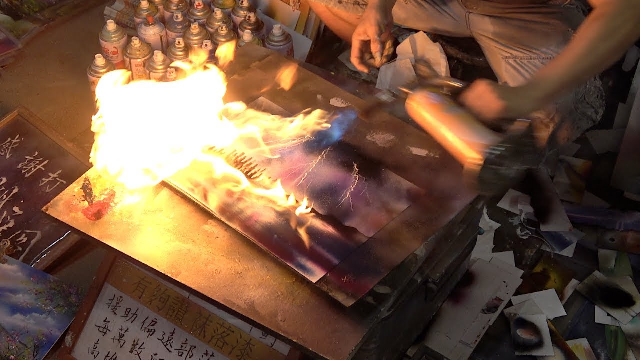 Amazing Spray Painting - Street Artwork