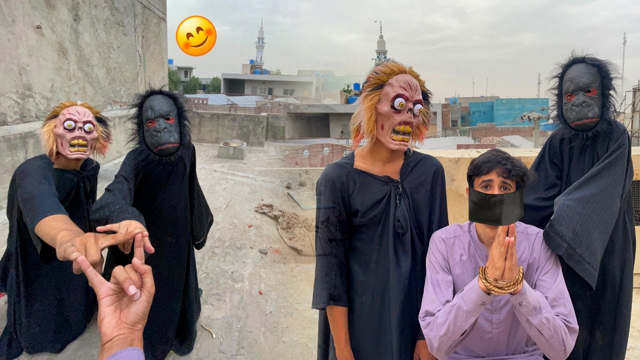 Monster Or Gorilla Sa Dosti Kar Li
