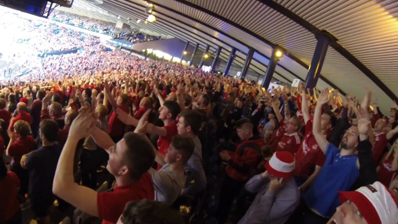 Aberdeen Fans - Scottish Cup Final 2017