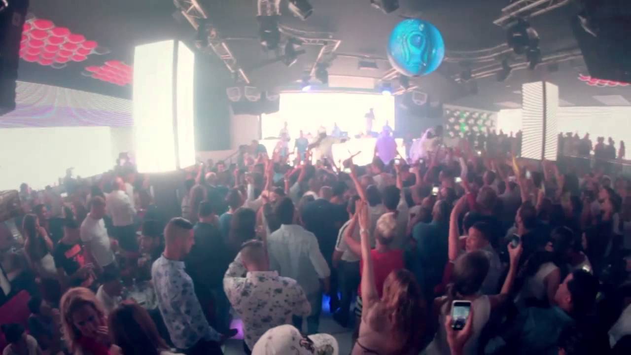 AKON @ 555 MARRAKECH
