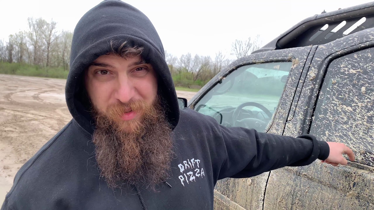 ItsDeza&rsquo;s Overlanding Tip Of The WEEK! [1 - Muddy Windows? NO PROBLEM!]