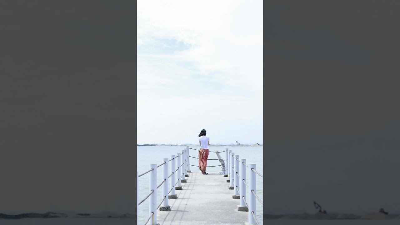 Solitude &ndash; Cinematic Acoustic Ballad | Minimal Female Vocal Music for Stillness & Reflection