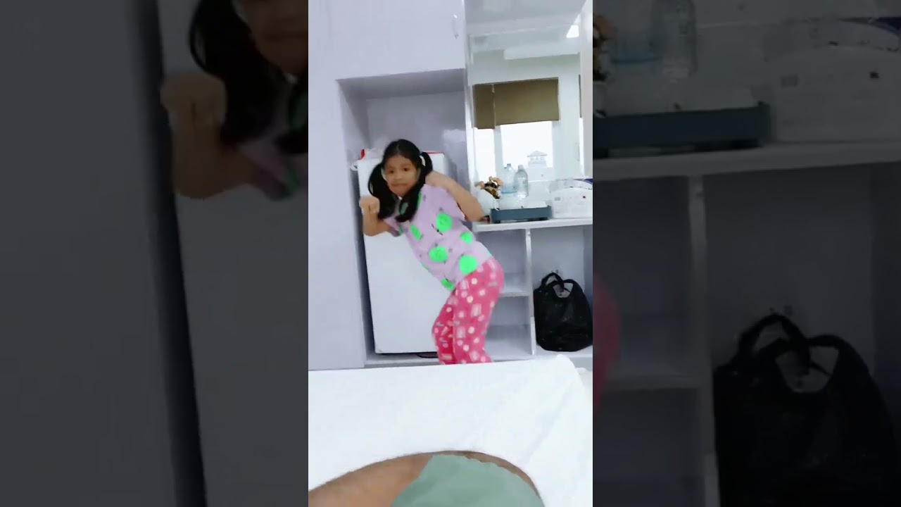Kid videos, baby Dance Style @rathars#shorts