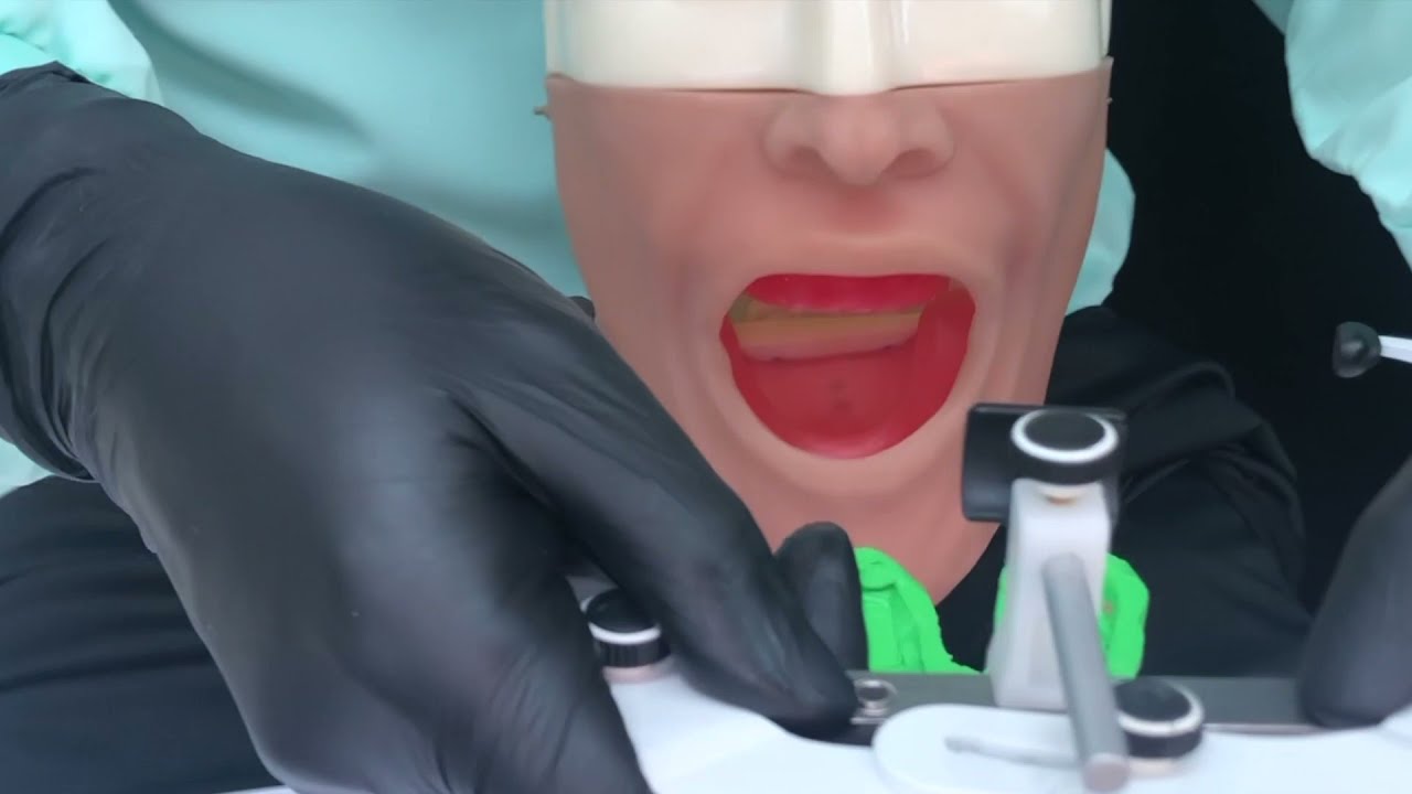 Vídeo 27 - Registro do arco facial no simulador