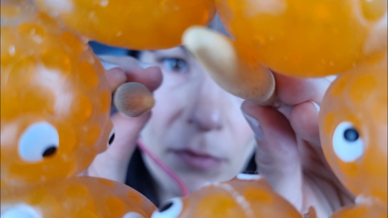 your eye is goldfish ASMR