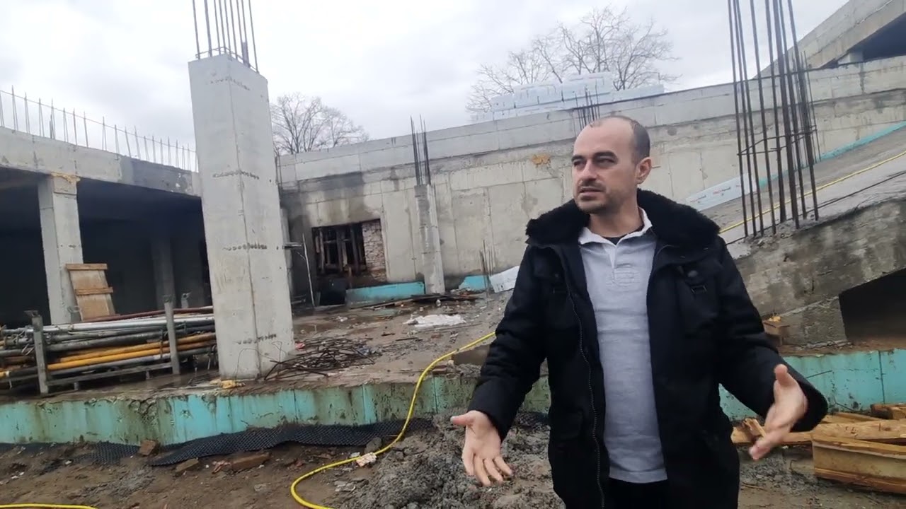 Primarul Ciprian Olteanu pe teren...