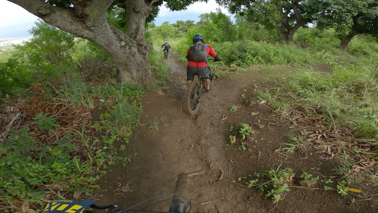 VTT 974 - Enduro bras mouton