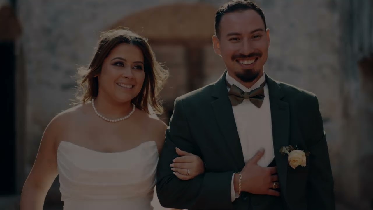 Angel & Brianna Ramos - Santa Clara Ruins - Antigua Guatemala Destination Wedding