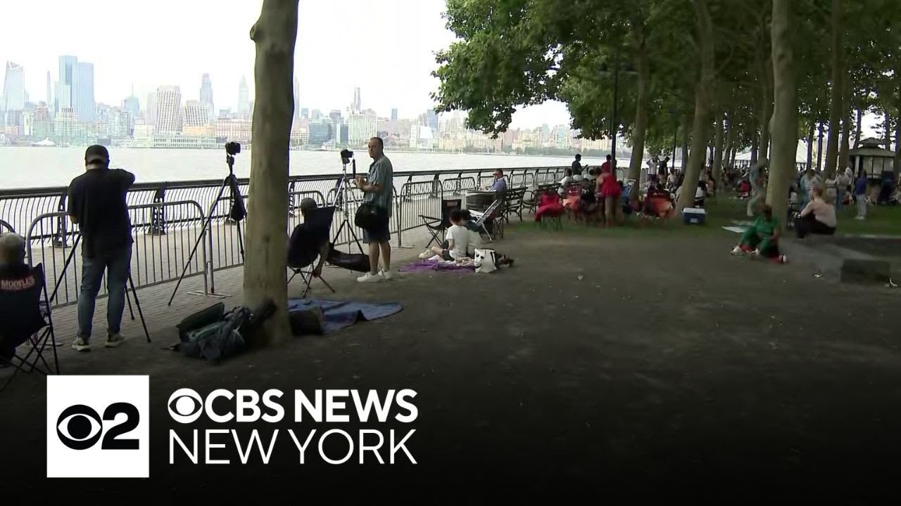 Crowds gather across NYC, New Jersey to celebrate July 4th