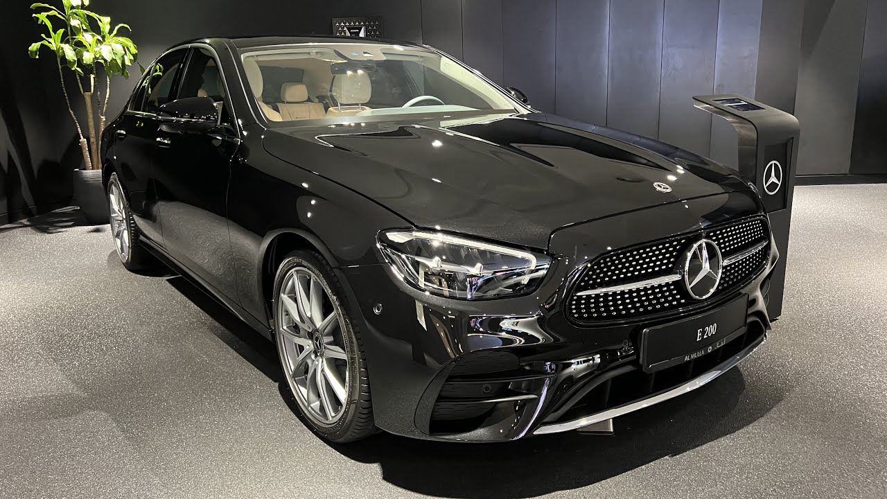 مرسيدس E200 2023 الفخامة الالمانية محرك 2.0L تيربو كت AMG وارد الملا الكويت
