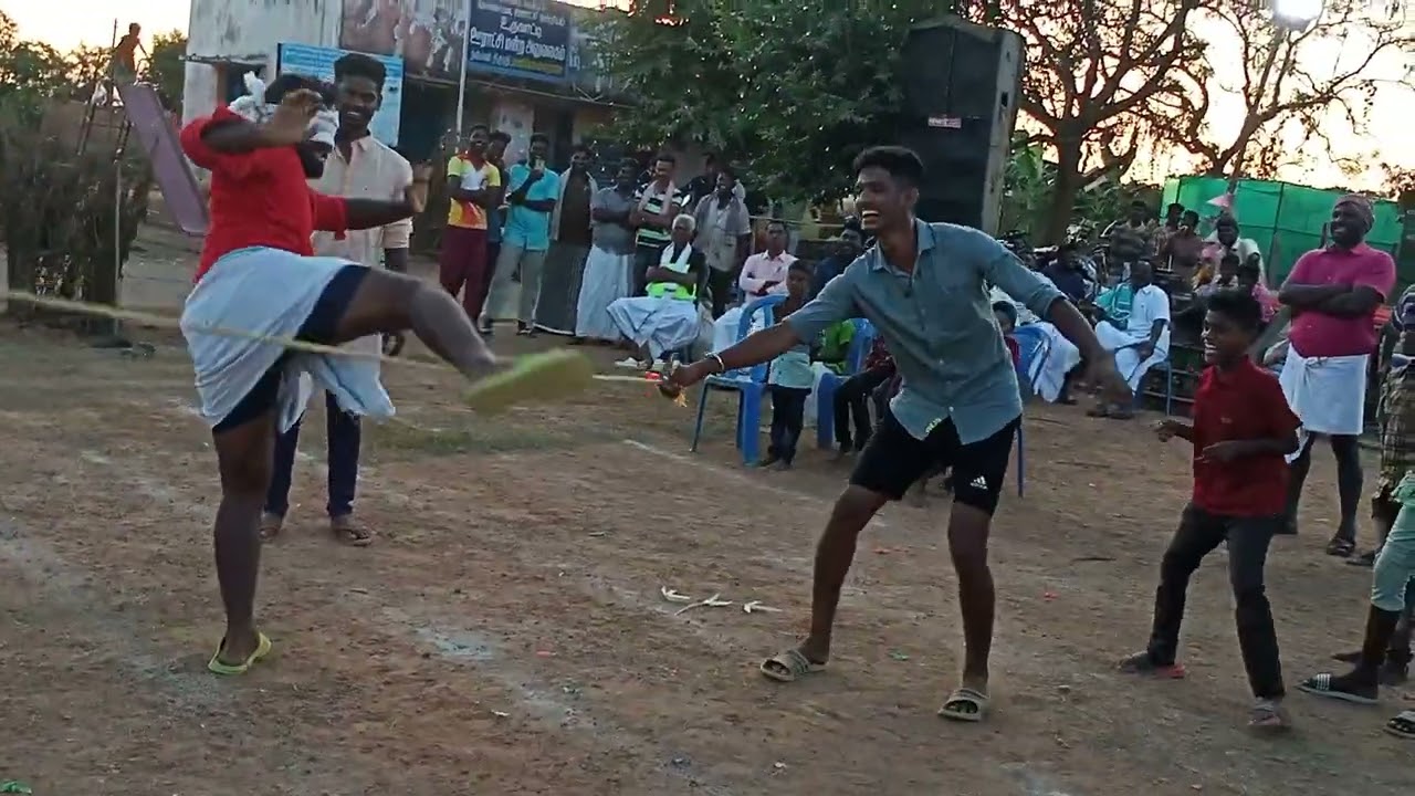 உருவாட்டி நாடு பொங்கல் விழா மூன்றாம் ஆண்டு நடைபெற்ற விளையாட்டு போட்டிகள்....ஆடுகளம்