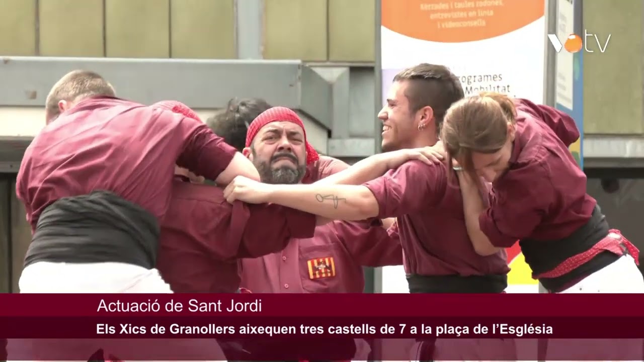 VOTV - Els Xics de Granollers aixequen tres castells de 7 a la plaça de l’Església