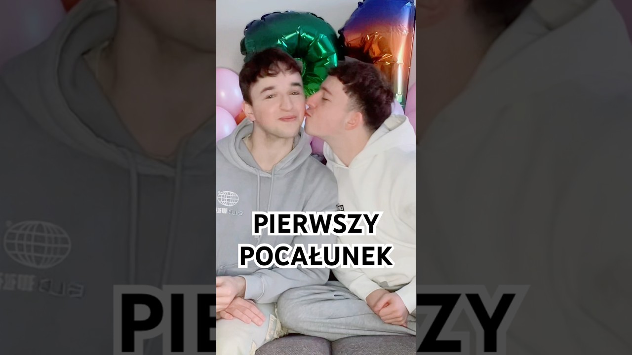 Pierwszy pocałunek z @ptaszeksowa 😍😍😍 #kiss #slap #challenge #pov #polska #warszawa