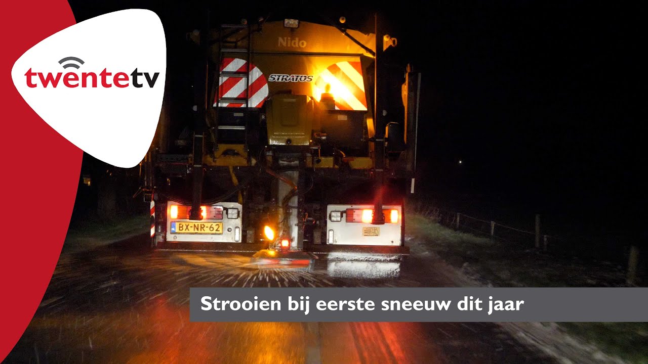 Strooien bij eerste sneeuw dit jaar - Twente TV