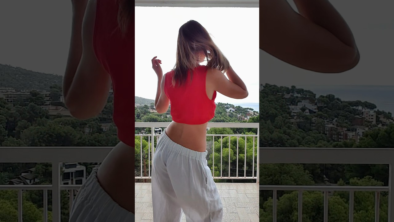 Aprendiendo el Bambole 💃 #dance #viral #baile #bambole #shorts
