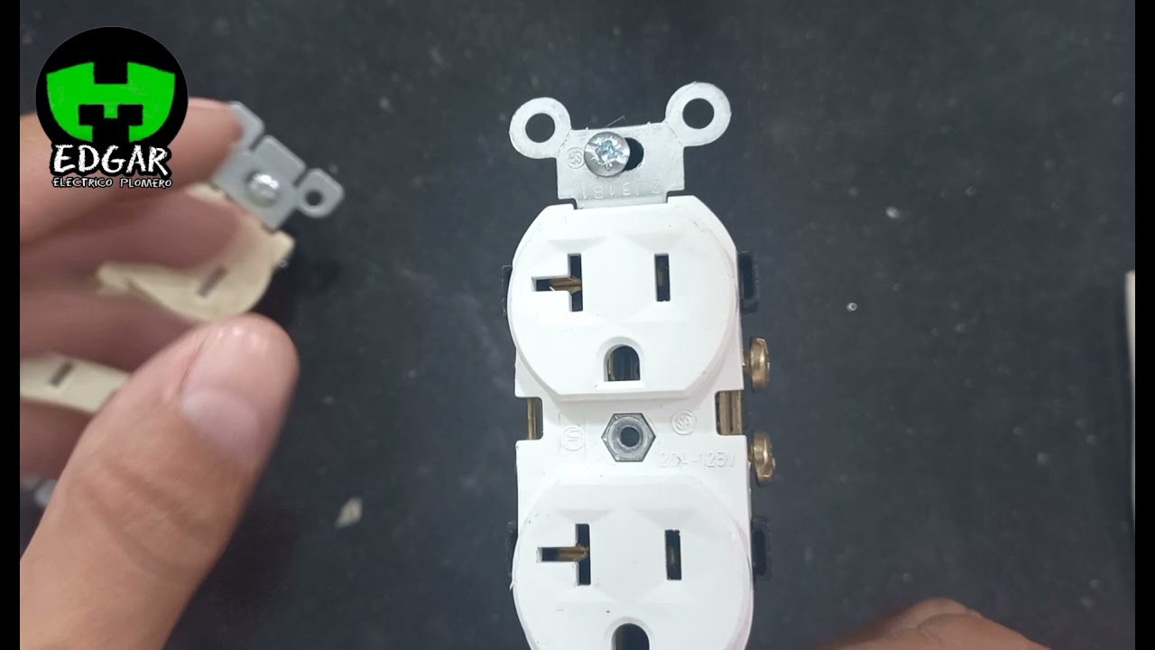 Diferencia Tomacorriente 15 Amp VS  20 Amp